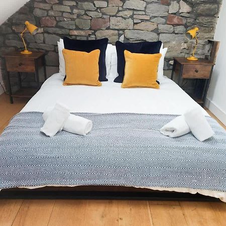 Converted Factory Loft Apartment Bristol Ngoại thất bức ảnh