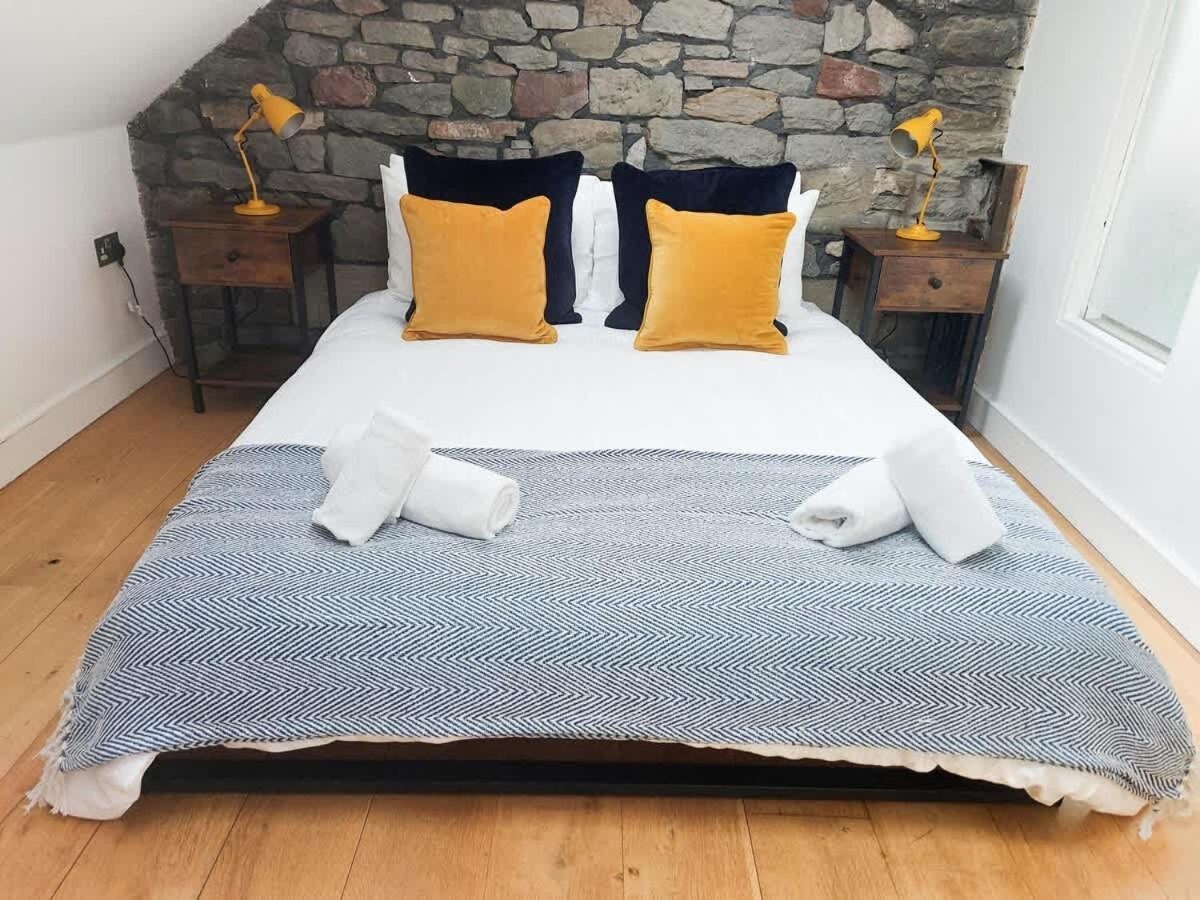 Converted Factory Loft Apartment Bristol Ngoại thất bức ảnh