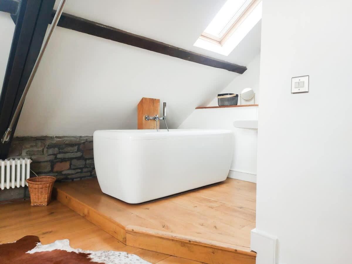 Converted Factory Loft Apartment Bristol Ngoại thất bức ảnh