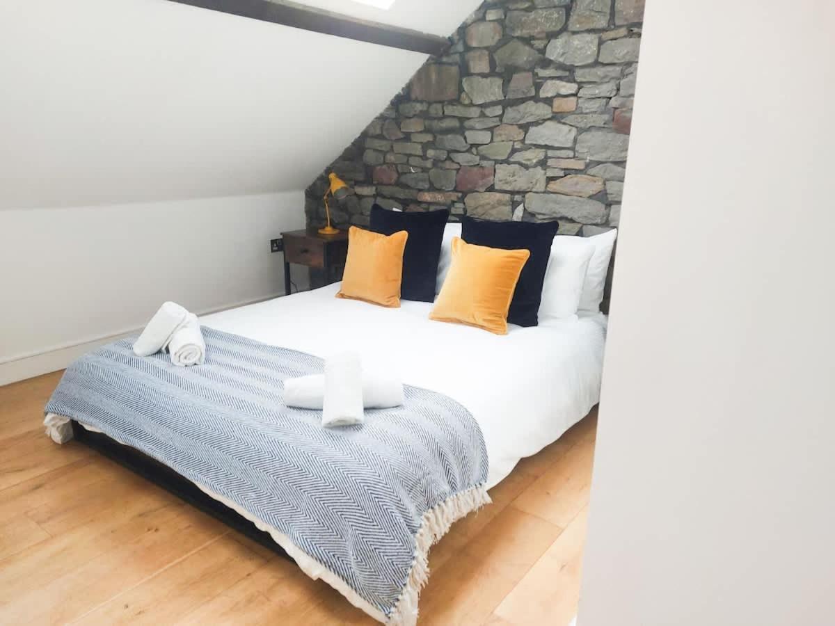 Converted Factory Loft Apartment Bristol Ngoại thất bức ảnh