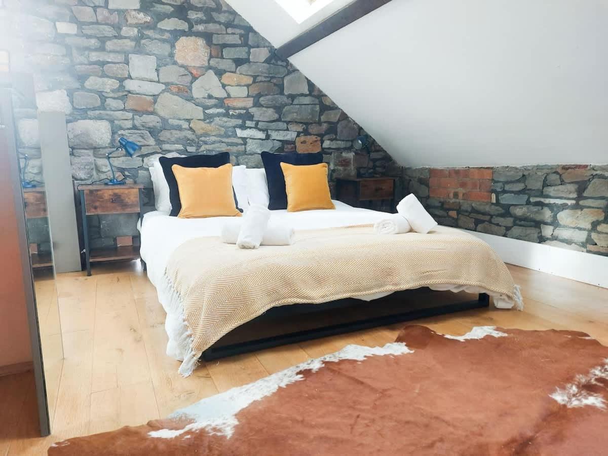 Converted Factory Loft Apartment Bristol Ngoại thất bức ảnh